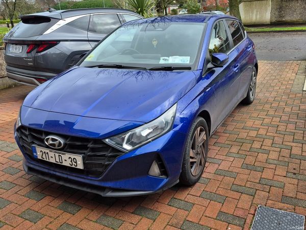 Hyundai i20 Hatchback, Petrol, 2021, Blue