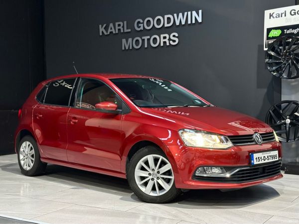 Volkswagen Polo Hatchback, Petrol, 2015, Red