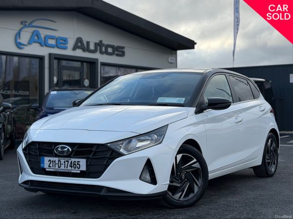 Hyundai i20 Hatchback, Petrol, 2021, White
