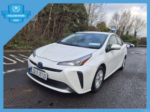 Toyota Prius Hatchback, Petrol Hybrid, 2022, White
