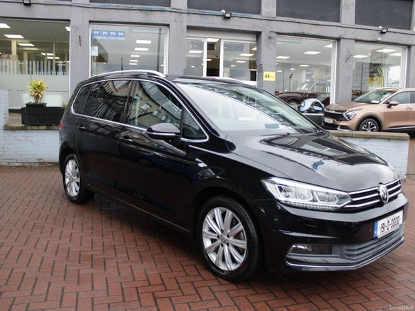 Volkswagen Touran MPV, Diesel, 2019, Black