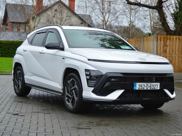 Hyundai KONA MPV, Petrol, 2025, White