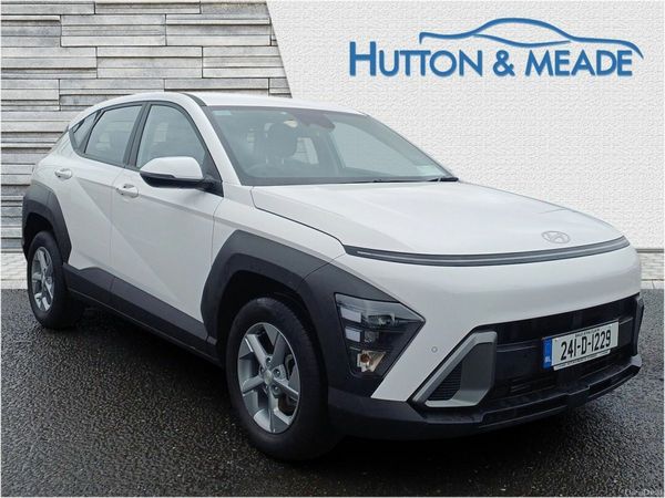 Hyundai KONA SUV, Petrol, 2024, White