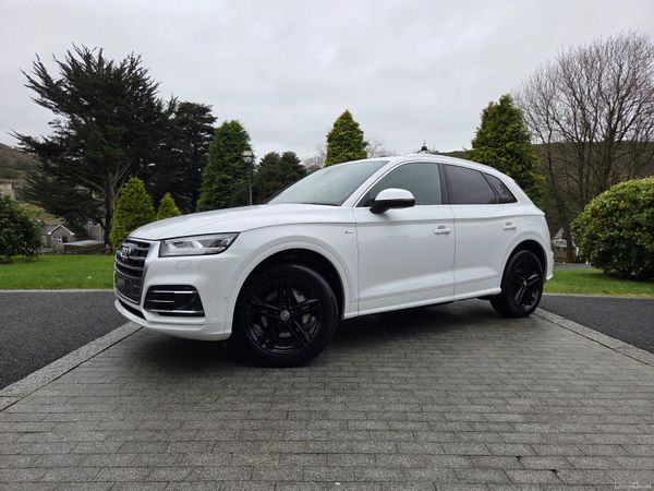 Audi Q5 SUV, Petrol Plug-in Hybrid, 2020, White