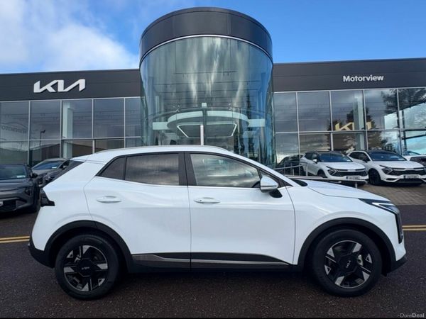 Kia Sportage SUV, Petrol Hybrid, 2026, White