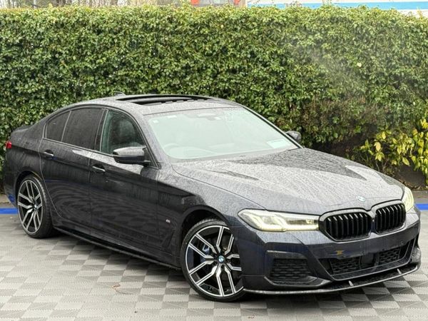 BMW 5-Series Saloon, Petrol Plug-in Hybrid, 2020, Blue