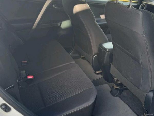 Toyota RAV4 SUV, Diesel, 2014, White