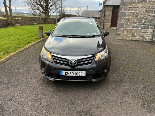 Toyota Avensis Estate, Diesel, 2012, Black