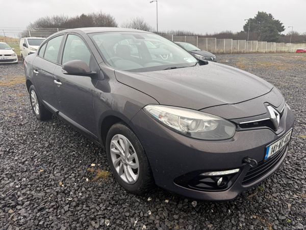 Renault Fluence Saloon, Diesel, 2014, Brown