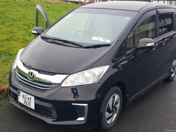 Honda Freed MPV, Petrol Hybrid, 2016, Black