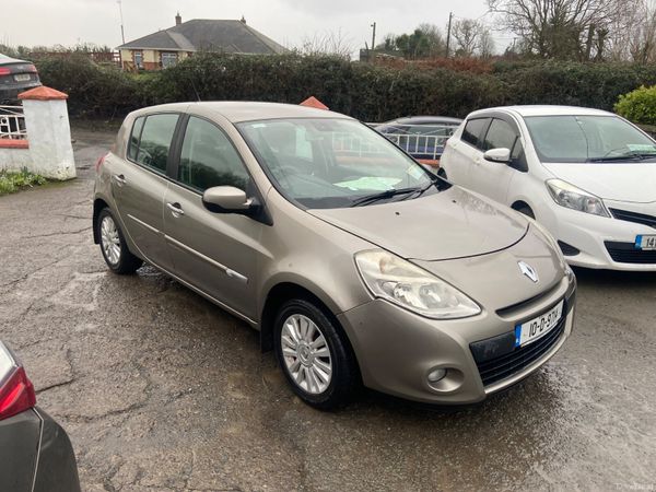 Renault Clio Hatchback, Ethanol Petrol, 2010, Gold