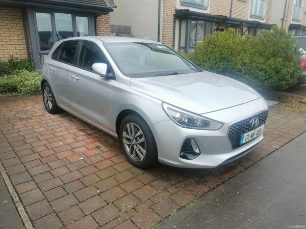 Hyundai i30 Hatchback, Petrol, 2017, Silver