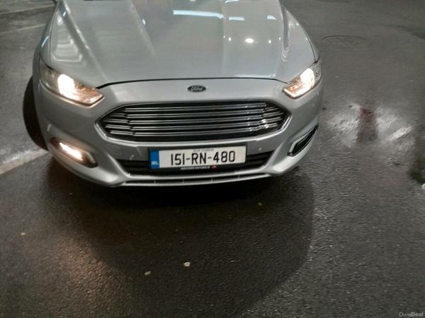 Ford Mondeo Hatchback, Diesel, 2015, Silver