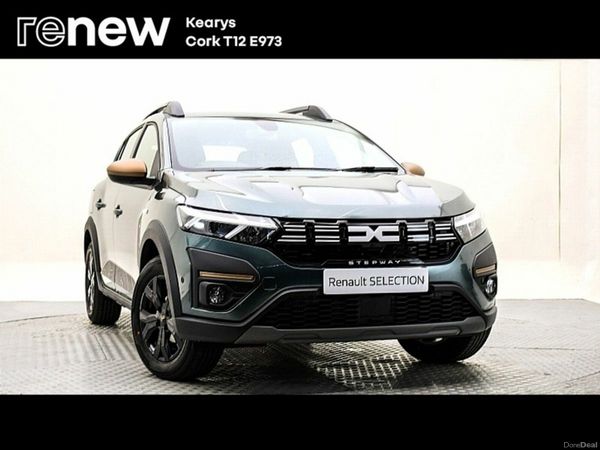 Dacia Sandero Stepway SUV, Petrol, 2023, Green