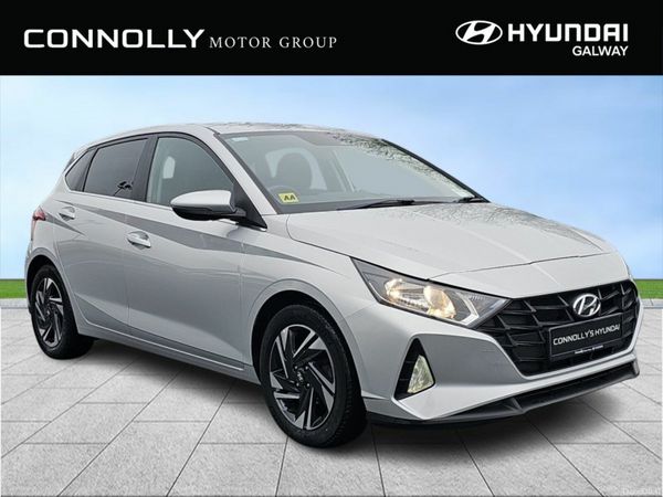 Hyundai i20 Hatchback, Petrol, 2023, Grey