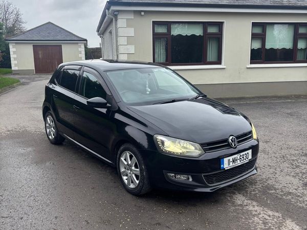 Volkswagen Polo Hatchback, Petrol, 2011, Black
