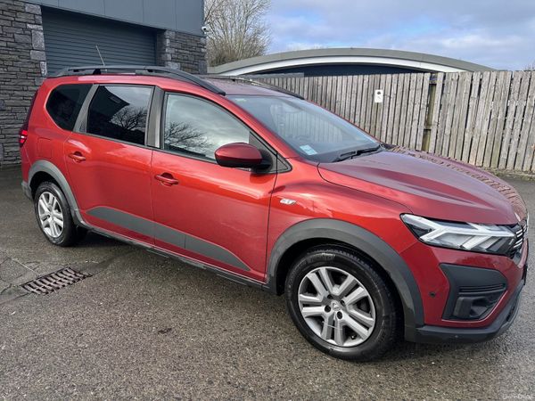 Dacia Jogger MPV, Petrol, 2023, Brown