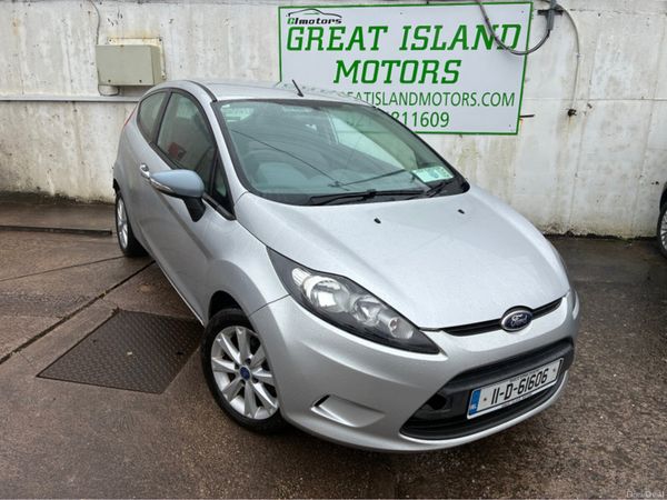 Ford Fiesta Hatchback, Petrol, 2011, Silver