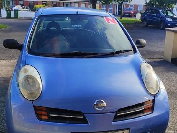 Nissan Micra Hatchback, Petrol, 2005, Blue
