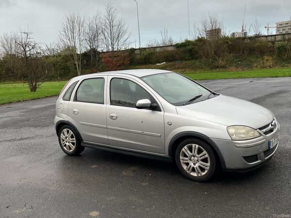Opel Corsa Hatchback, Petrol, 2006, Silver