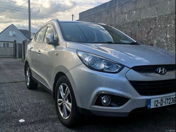 Hyundai ix35 SUV, Diesel, 2012, Silver