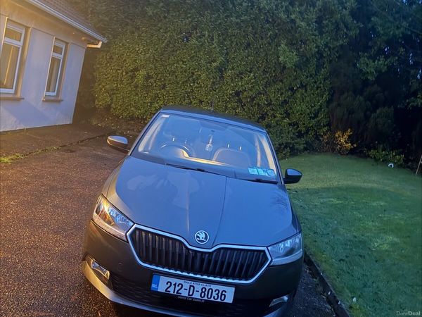 Skoda Fabia Hatchback, Petrol, 2021, Grey
