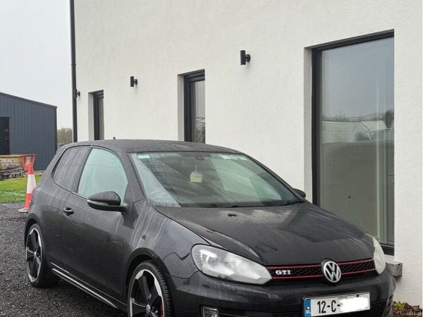Volkswagen Golf Hatchback, Petrol, 2012, Black