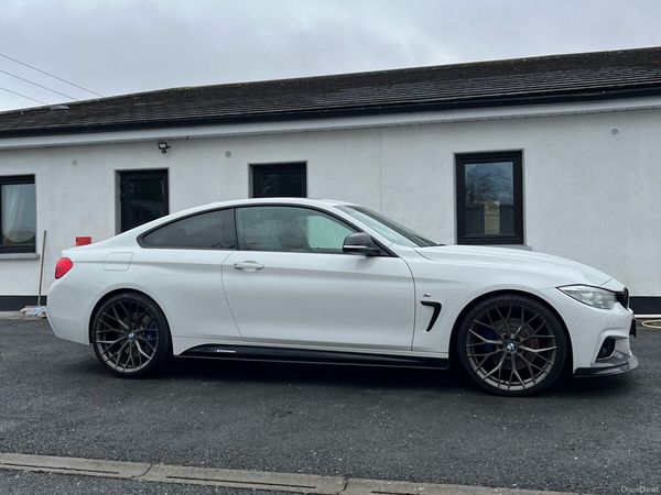 BMW 4-Series Coupe, Diesel, 2014, White
