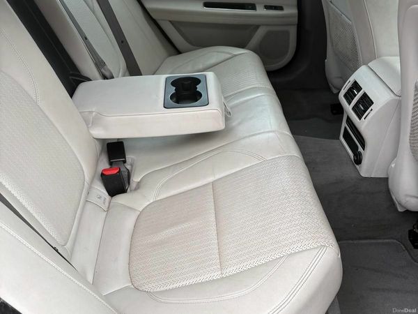 Jaguar XF Saloon, Diesel, 2017, Red