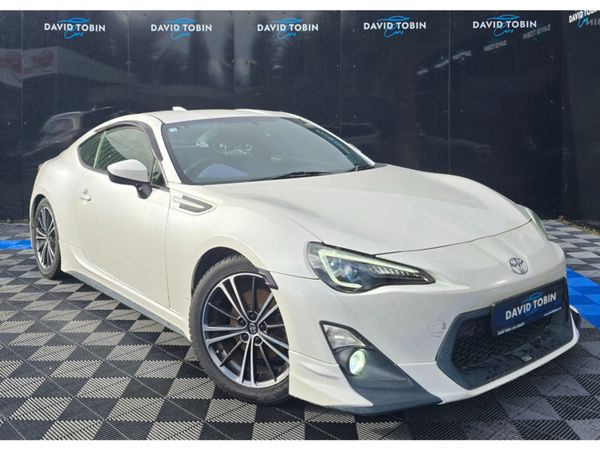 Toyota GT86 Coupe, Petrol, 2012, White