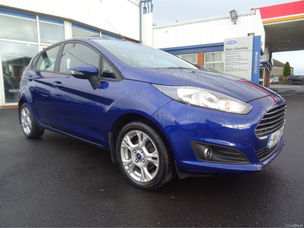 Ford Fiesta Hatchback, Petrol, 2014, Blue