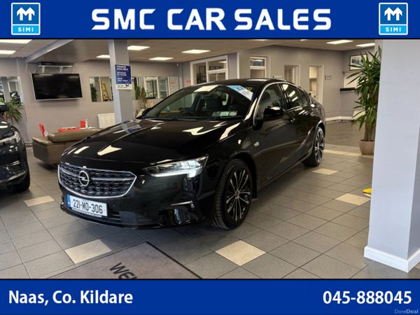 Opel Insignia Hatchback, Diesel, 2022, Black