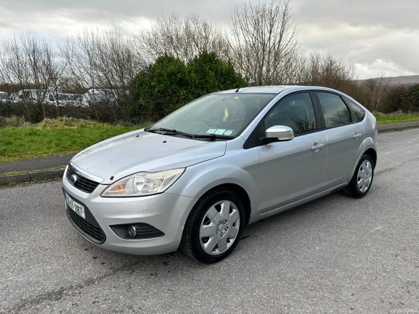 Ford Focus Hatchback, Diesel, 2009, Silver