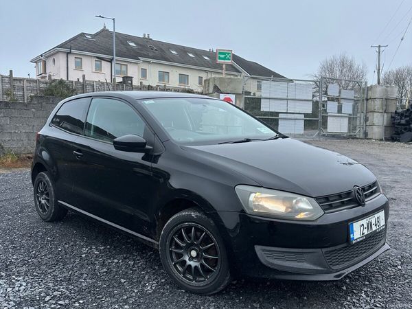 Volkswagen Polo Hatchback, Petrol, 2012, Black