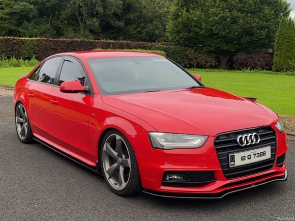 Audi A4 Saloon, Diesel, 2012, Red