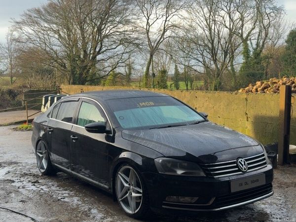 Volkswagen Passat Saloon, Diesel, 2013, Black