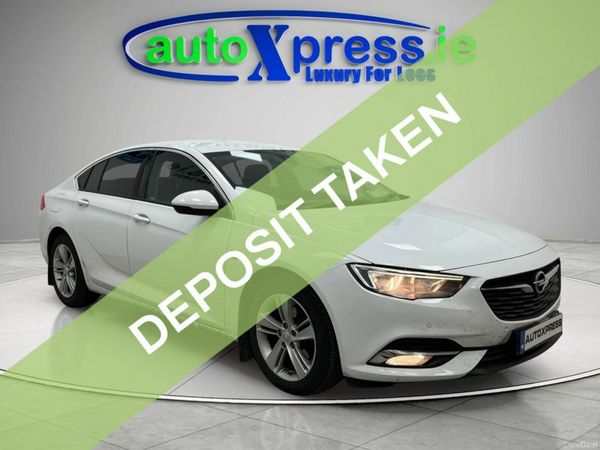 Opel Insignia Hatchback, Diesel, 2018, White