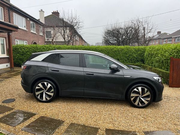 Volkswagen ID.4 Estate, Electric, 2021, Grey