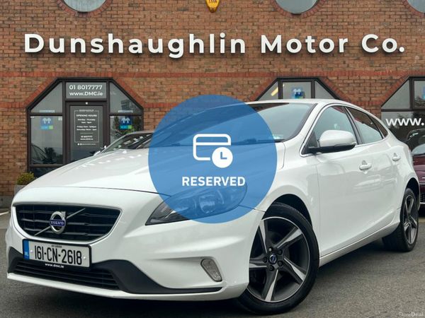 Volvo V40 Hatchback, Diesel, 2016, White