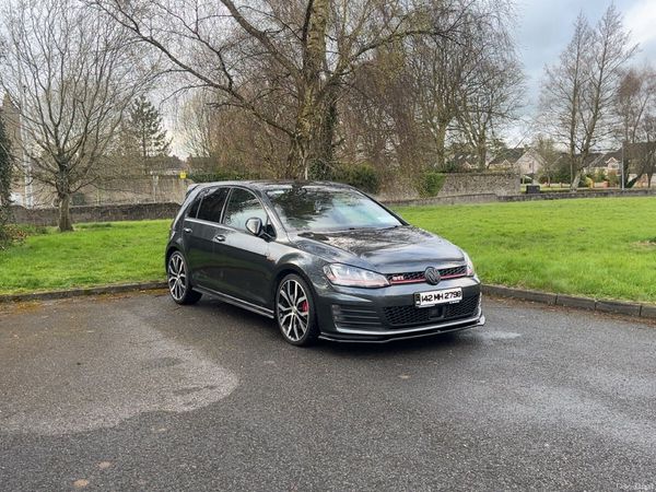 Volkswagen Golf Hatchback, Petrol, 2014, Grey