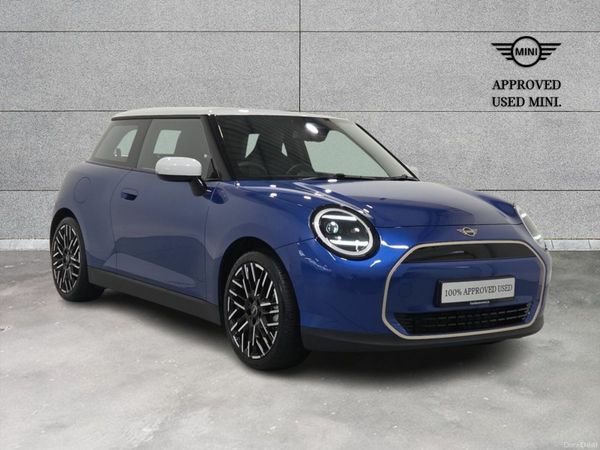 Mini Cooper Hatchback, Electric, 2024, Blue