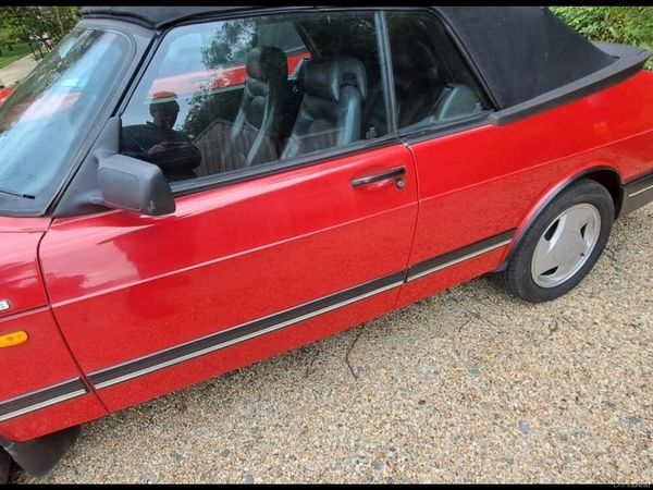Saab Other Saloon, Petrol, 1991, Red