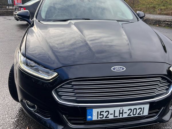 Ford Mondeo Hatchback, Diesel, 2015, Black