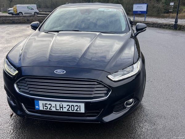 Ford Mondeo Hatchback, Diesel, 2015, Black