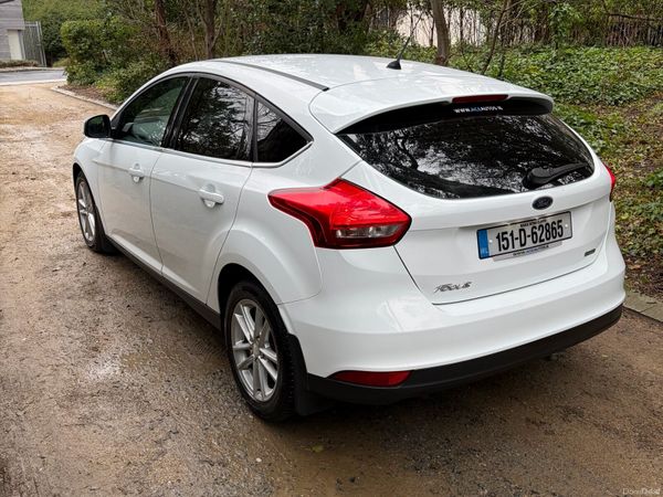 Ford Focus Hatchback, Petrol, 2015, White