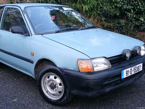 Toyota Starlet Hatchback, Petrol, 1991, Blue