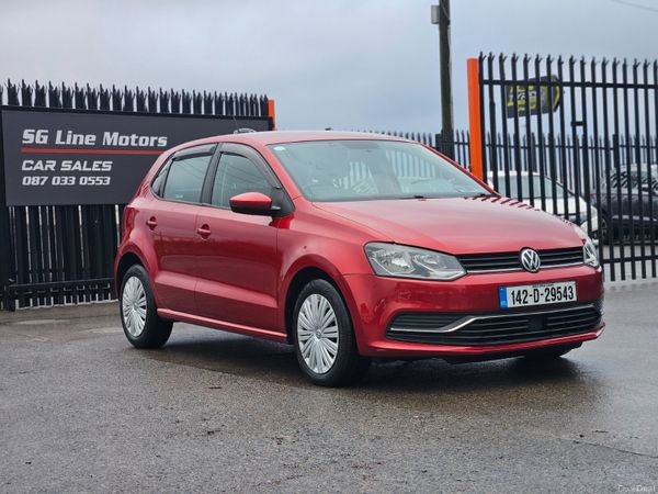 Volkswagen Polo Hatchback, Petrol, 2014, Red