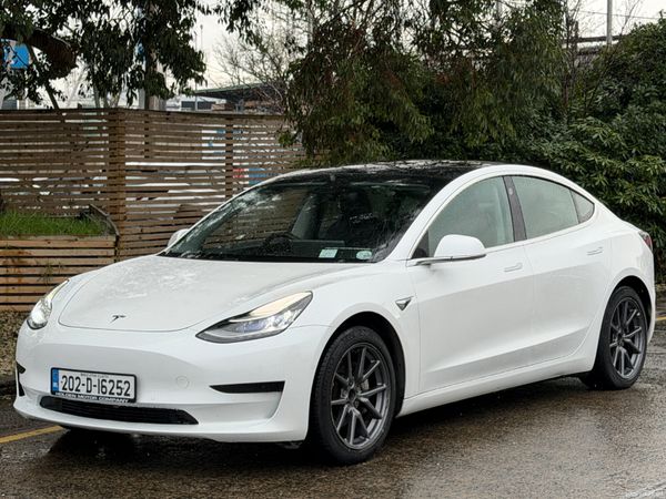 Tesla Model 3 Saloon, Electric, 2020, White