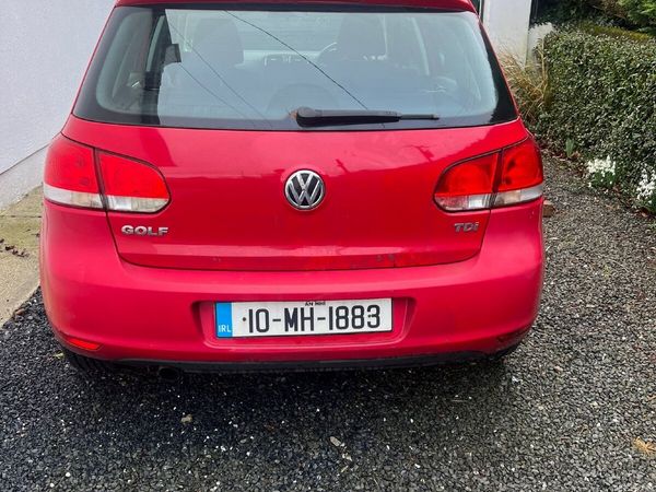 Volkswagen Golf Hatchback, Diesel, 2010, Red
