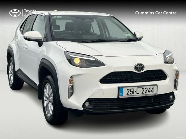 Toyota Yaris Cross SUV, Petrol Hybrid, 2025, White